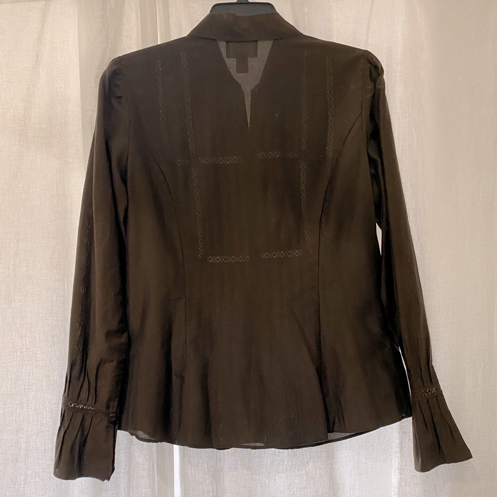 Long sleeve blouse with lace trim - pretty brown color